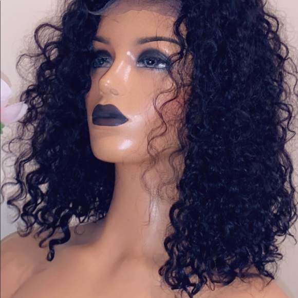 16’ Gorgeous 100% glueless 4x4 lace closure wig. - Picture 4 of 10
